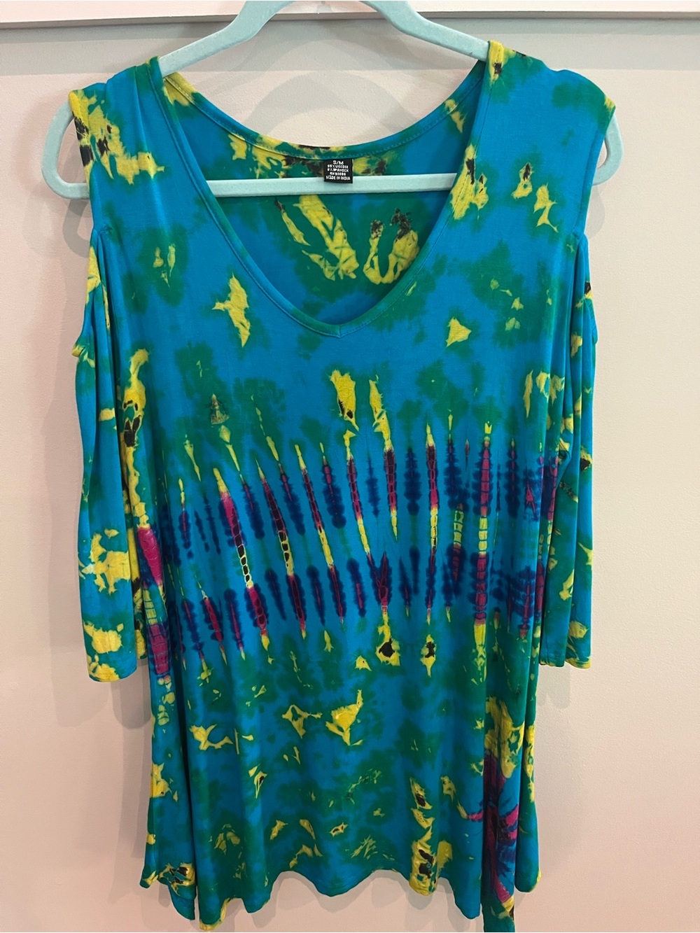 Cold-Shoulder V-Neck Tie-Dye Tunic Top in Teal & Yellow